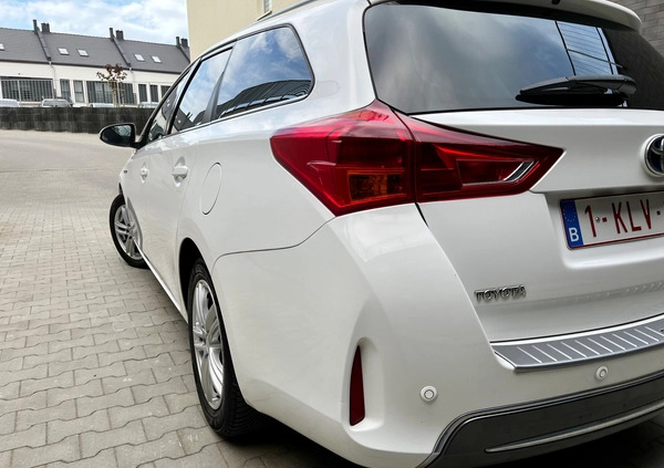 Toyota Auris cena 52900 przebieg: 144779, rok produkcji 2015 z Góra małe 529